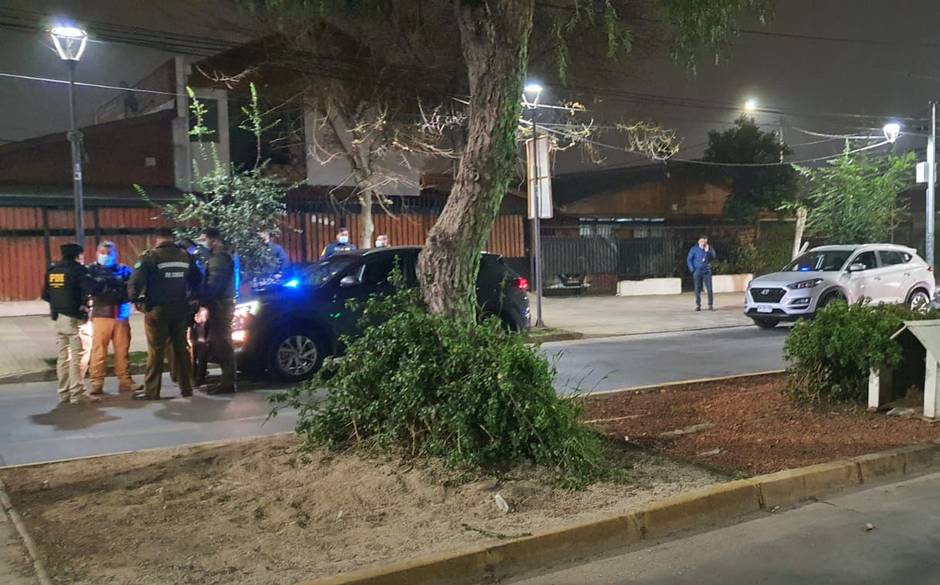 Sujeto Es Herido Por Funcionarios De La Pdi Tras Oponerse A Detenci N