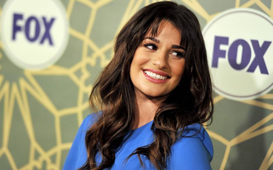 Lea Michele Posa Totalmente Desnuda Para Fomentar La Autoconfianza